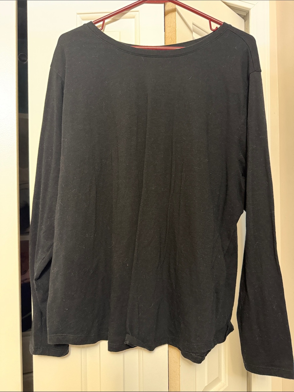 Sonoma Black Long-Sleeve Crewneck Top
